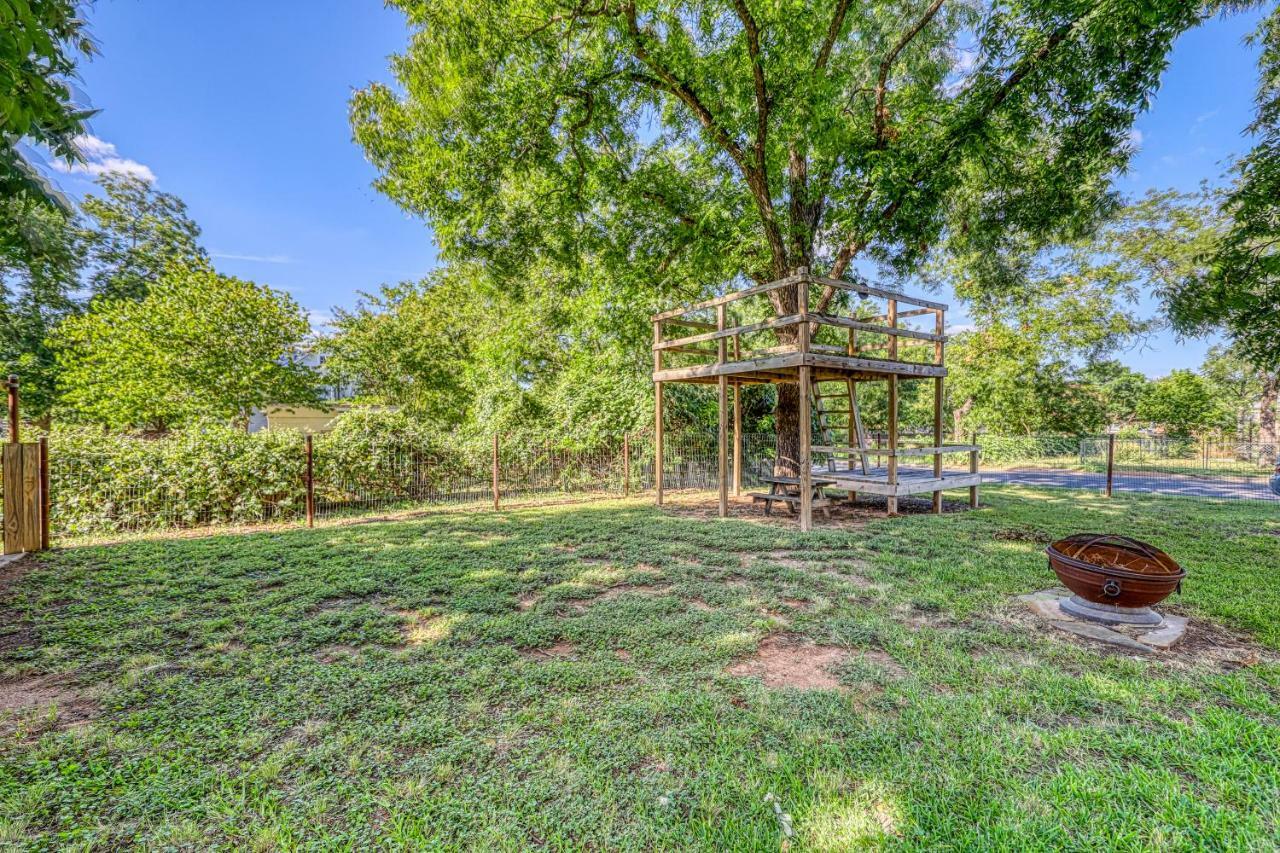 Villa Tranquility Corner Fredericksburg Exterior foto
